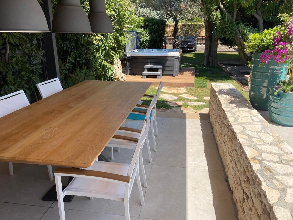 Residence Pecek Novigrad Istria Esterno foto